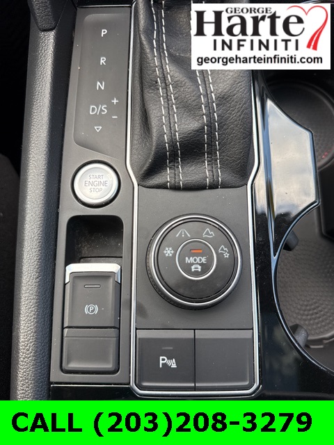 2022 Volkswagen Atlas SEL photo 25