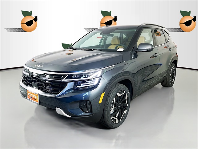 2024 Kia Seltos SX photo 3