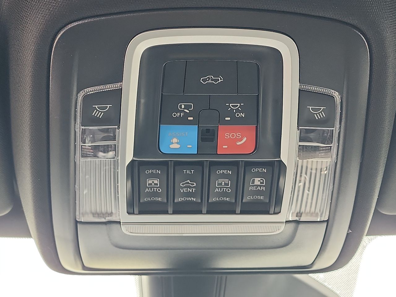 2025 Ram 1500 Laramie photo 26