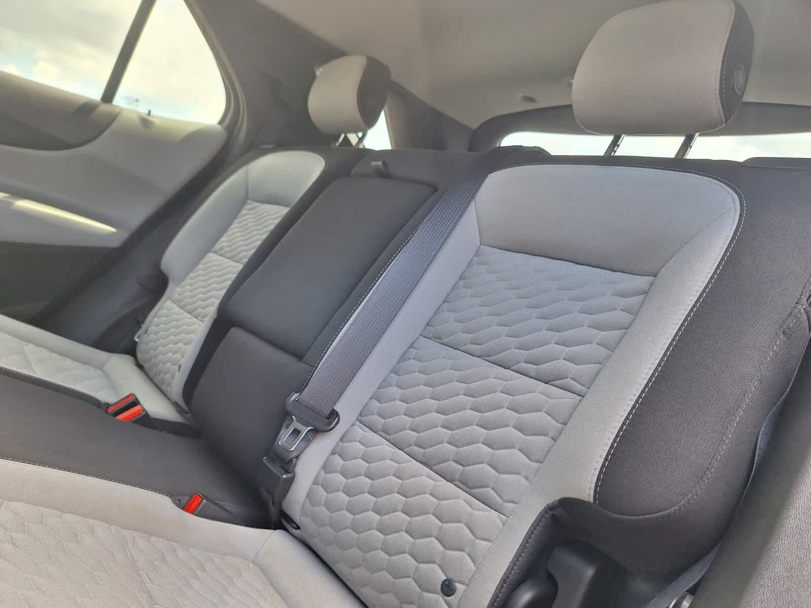 2019 Chevrolet Equinox LS photo 23