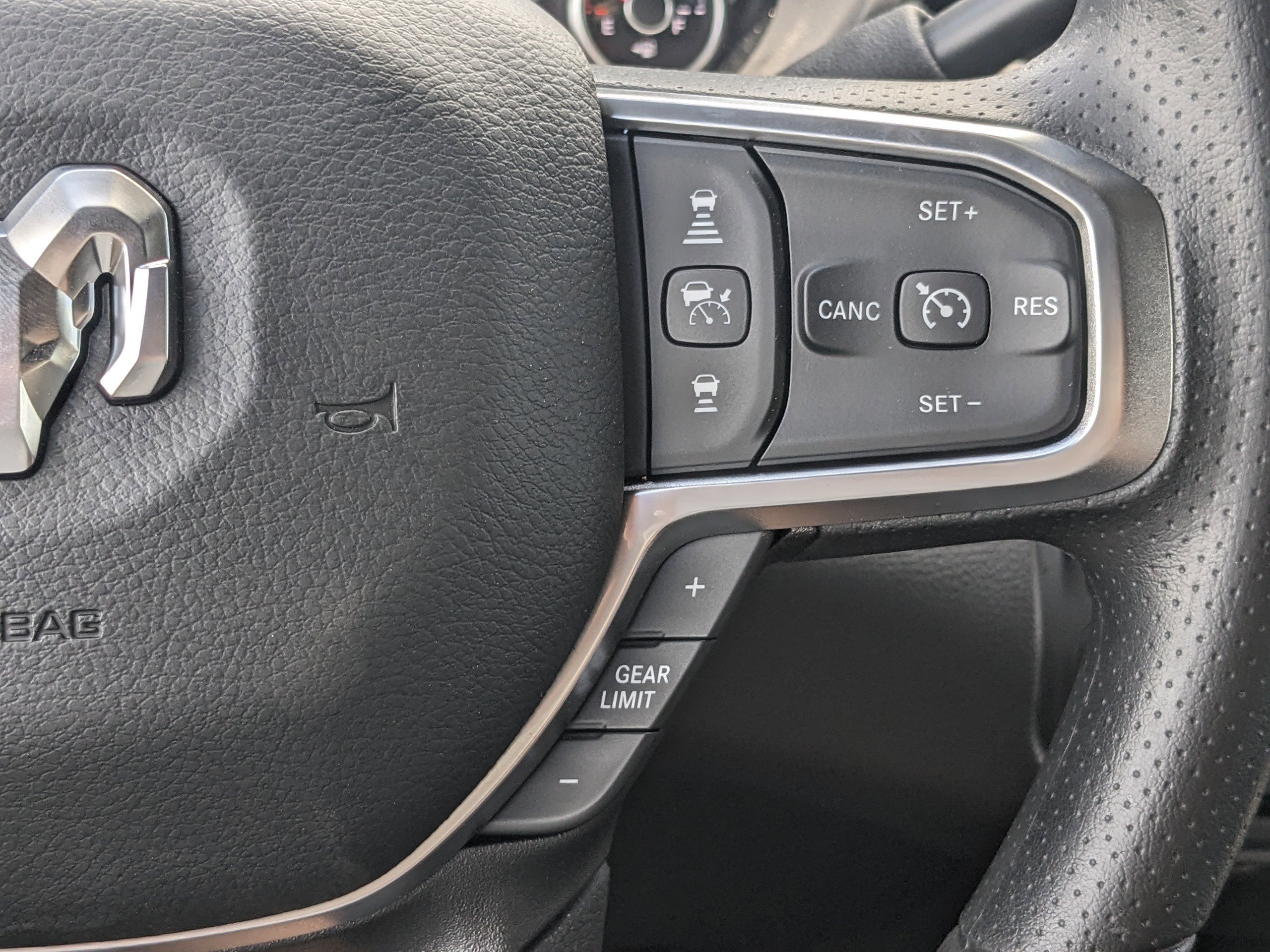 2025 Ram 2500 Tradesman photo 20