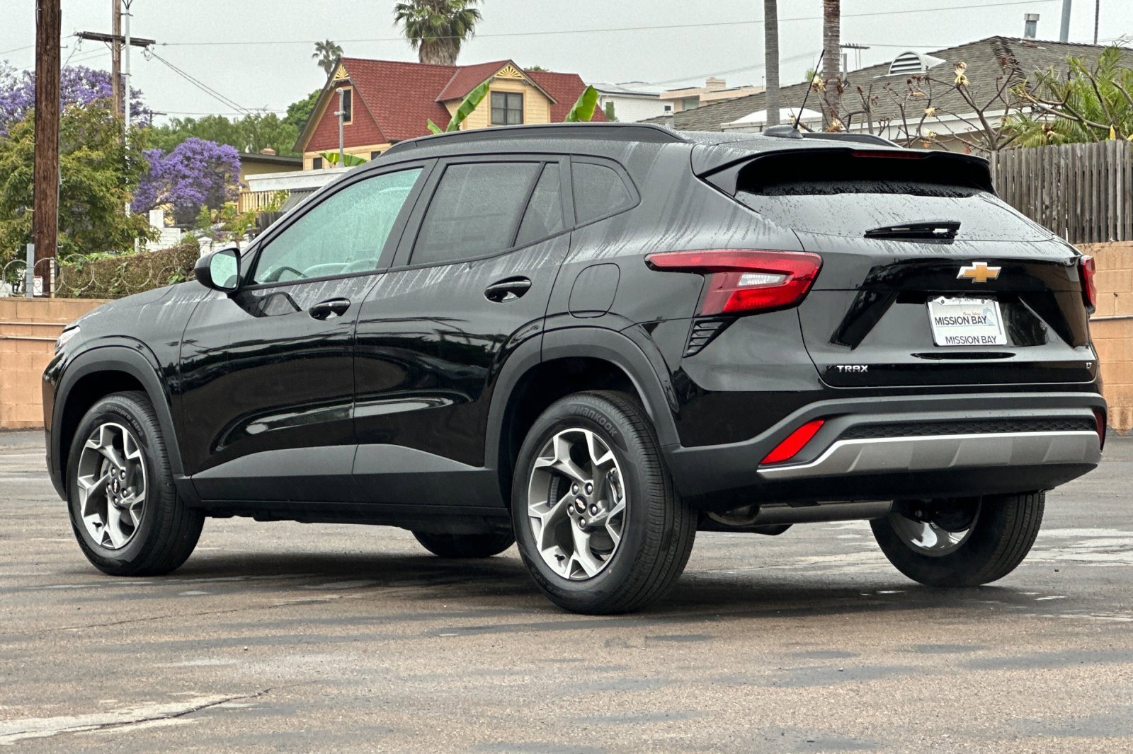2025 Chevrolet Trax LT photo 6