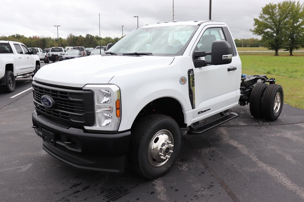 2026 Ford F-350 XL photo 6
