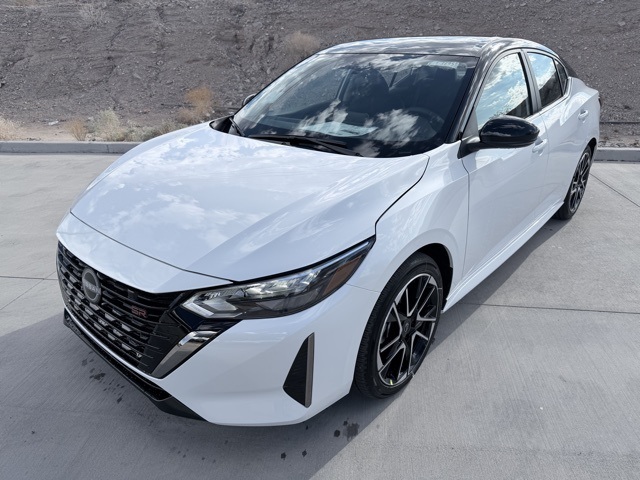 2025 Nissan Sentra SR's photo