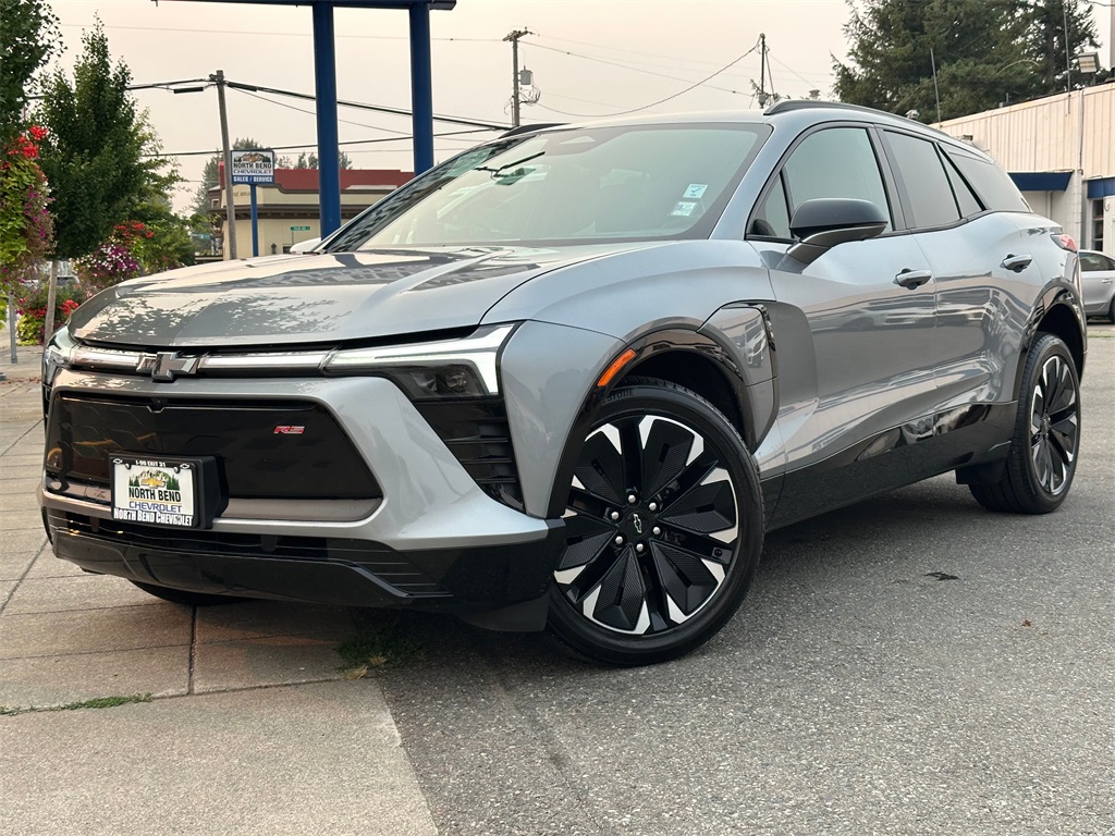 Used 2024 Chevrolet Blazer EV RS with VIN 3GNKDCRJXRS157378 for sale in North Bend, WA