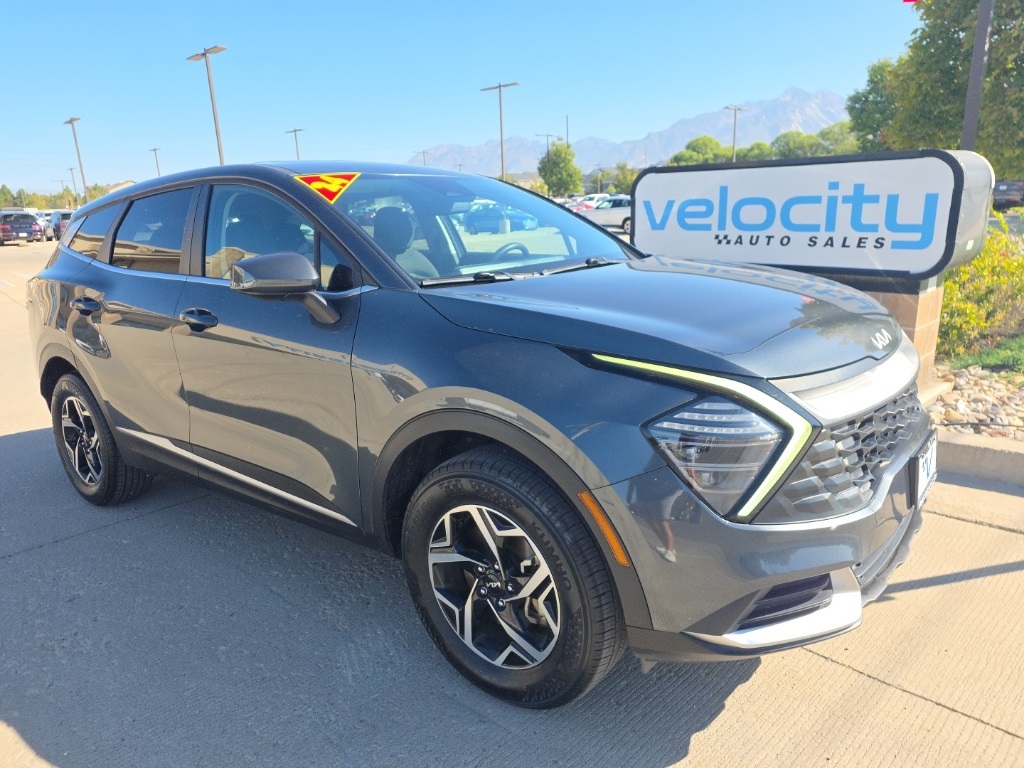 2024 Kia Sportage LX's photo