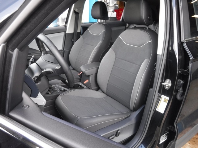 2024 Volkswagen Taos SE photo 12