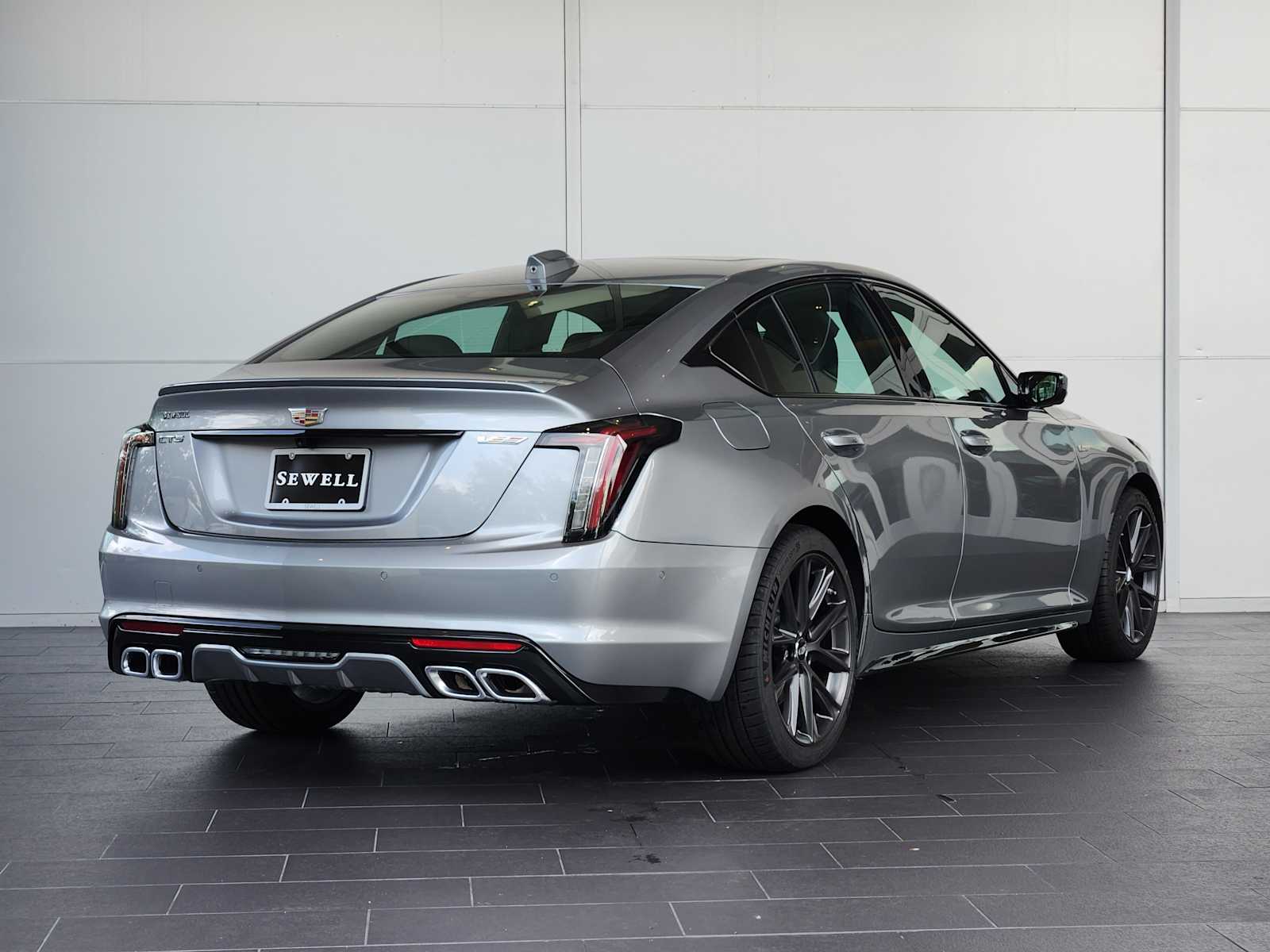 2026 Cadillac CT5 V photo 3