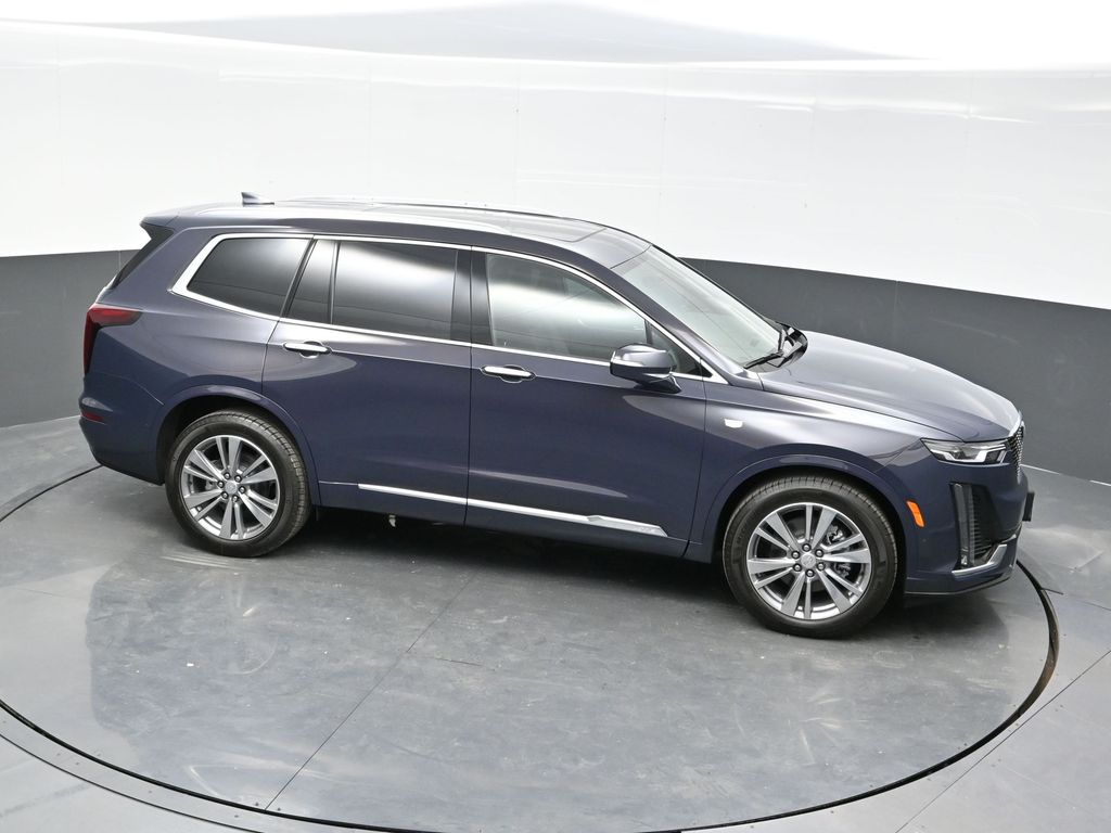 2025 Cadillac XT6 Premium Luxury photo 31
