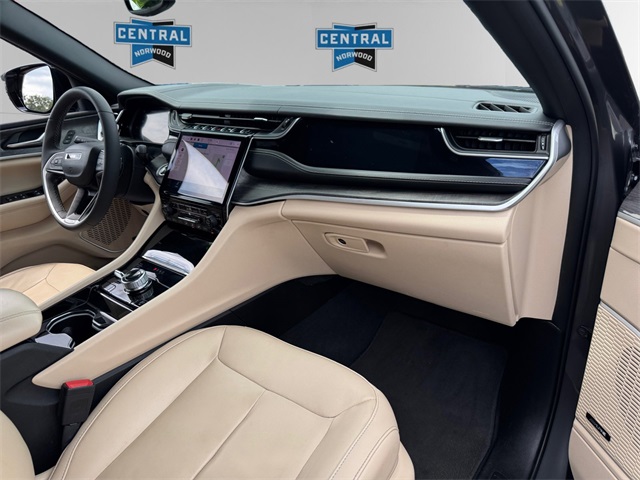 2022 Jeep Cherokee Limited 4xe photo 10