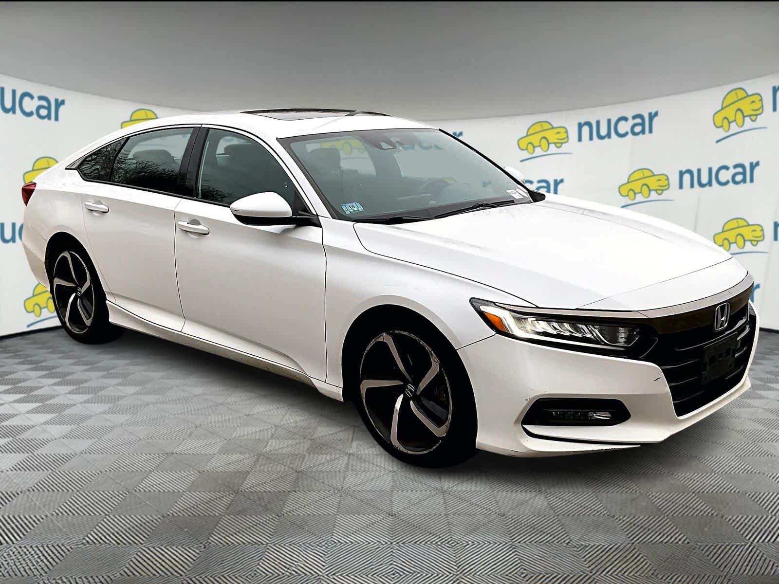 2019 Honda Accord Sport's photo