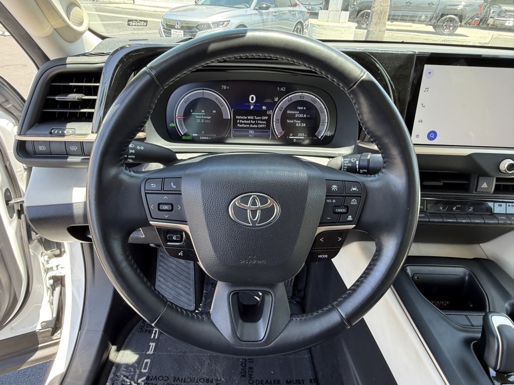 2023 Toyota Crown Limited photo 21