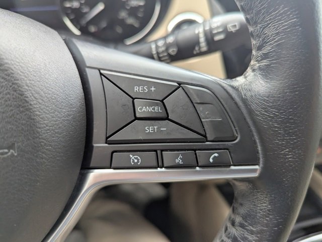 2018 Nissan Rogue SV photo 14