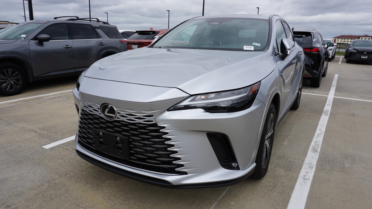 2023 Lexus RX 350's photo