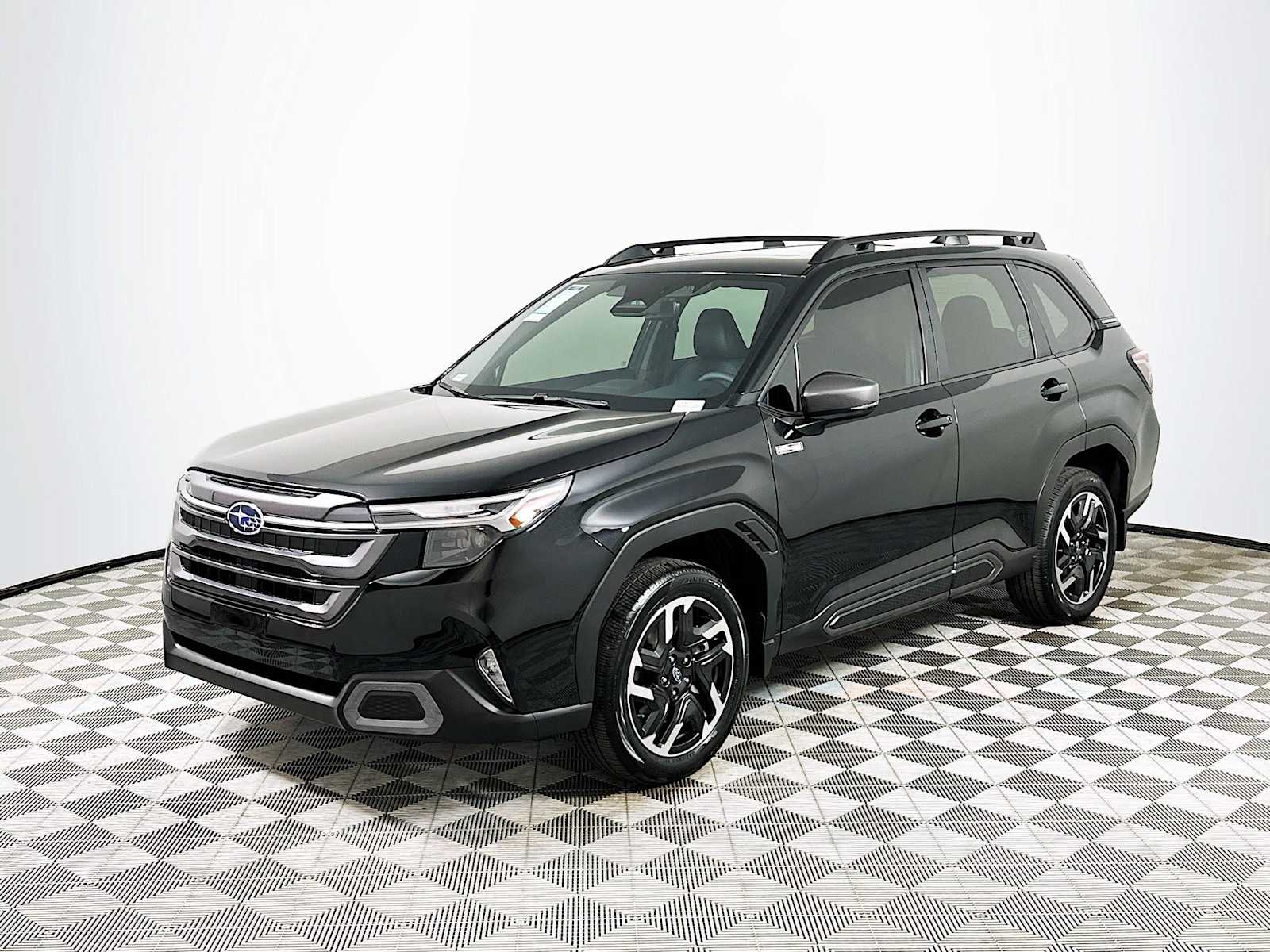 2025 Subaru Forester Limited photo 3