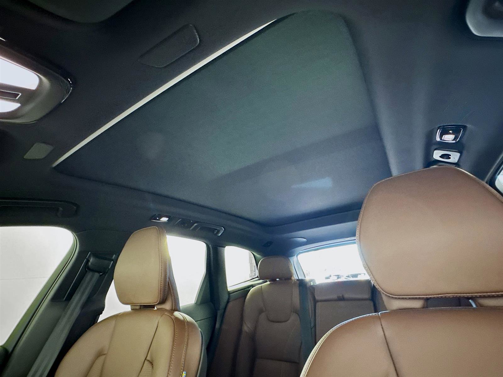 2023 Volvo XC60 Ultimate photo 13