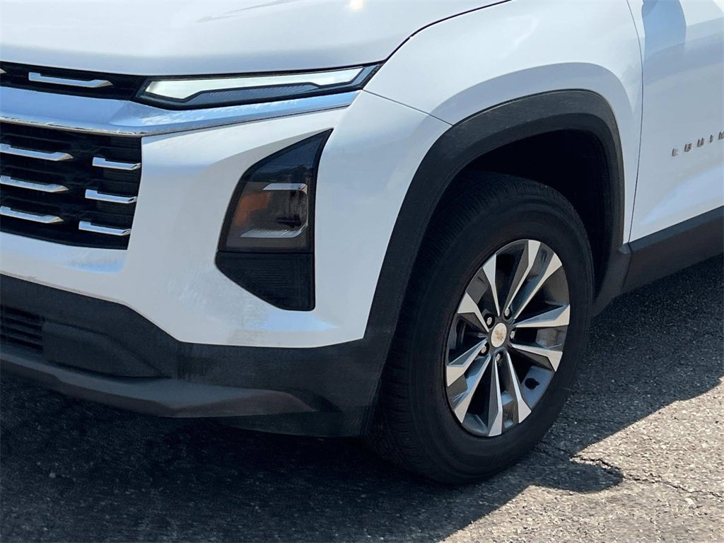 2026 Chevrolet Equinox LT photo 7