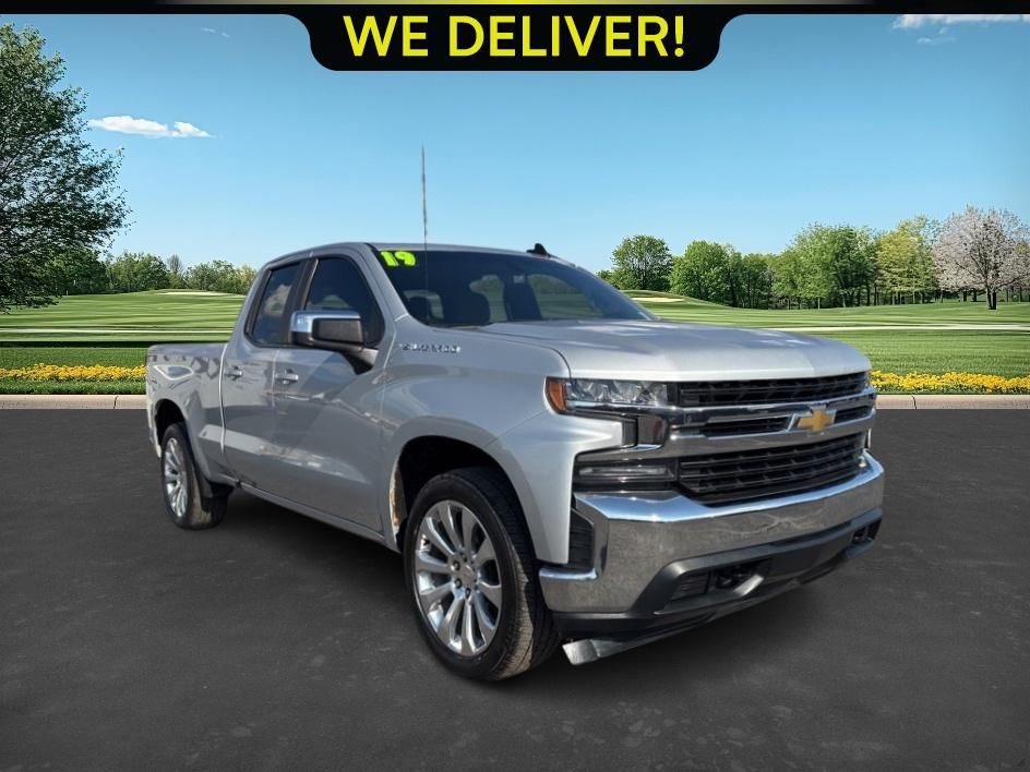 2019 Chevrolet Silverado 1500 LT photo 3