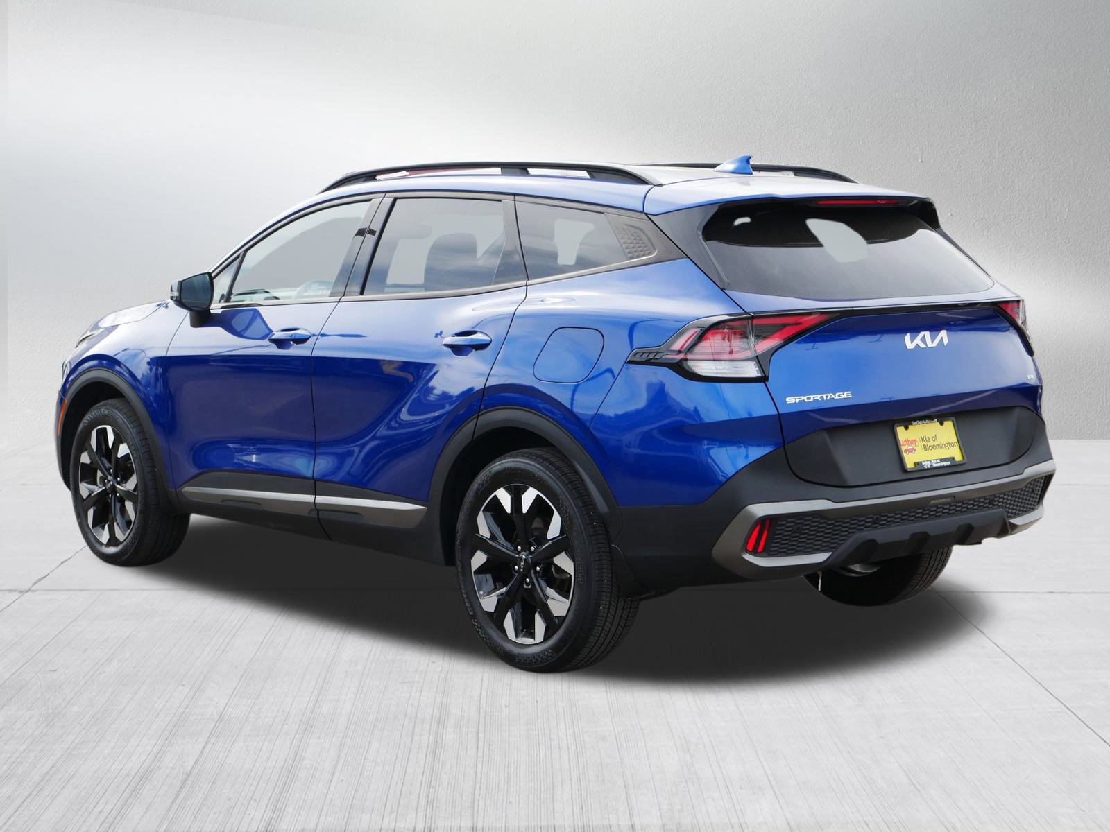 2023 Kia Sportage X-Line photo 2