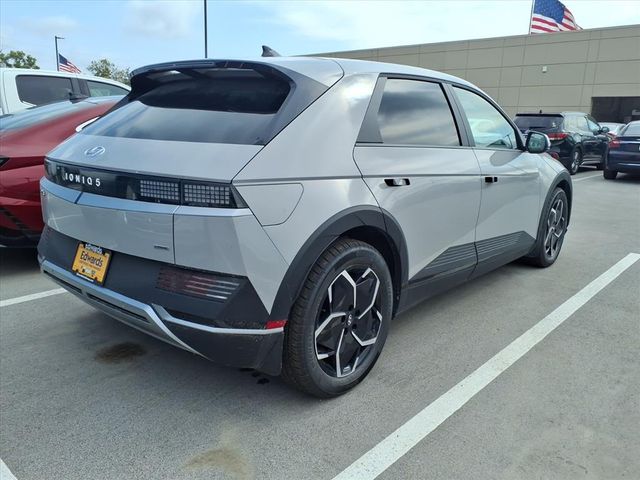 2022 Hyundai Ioniq 5 SE photo 3