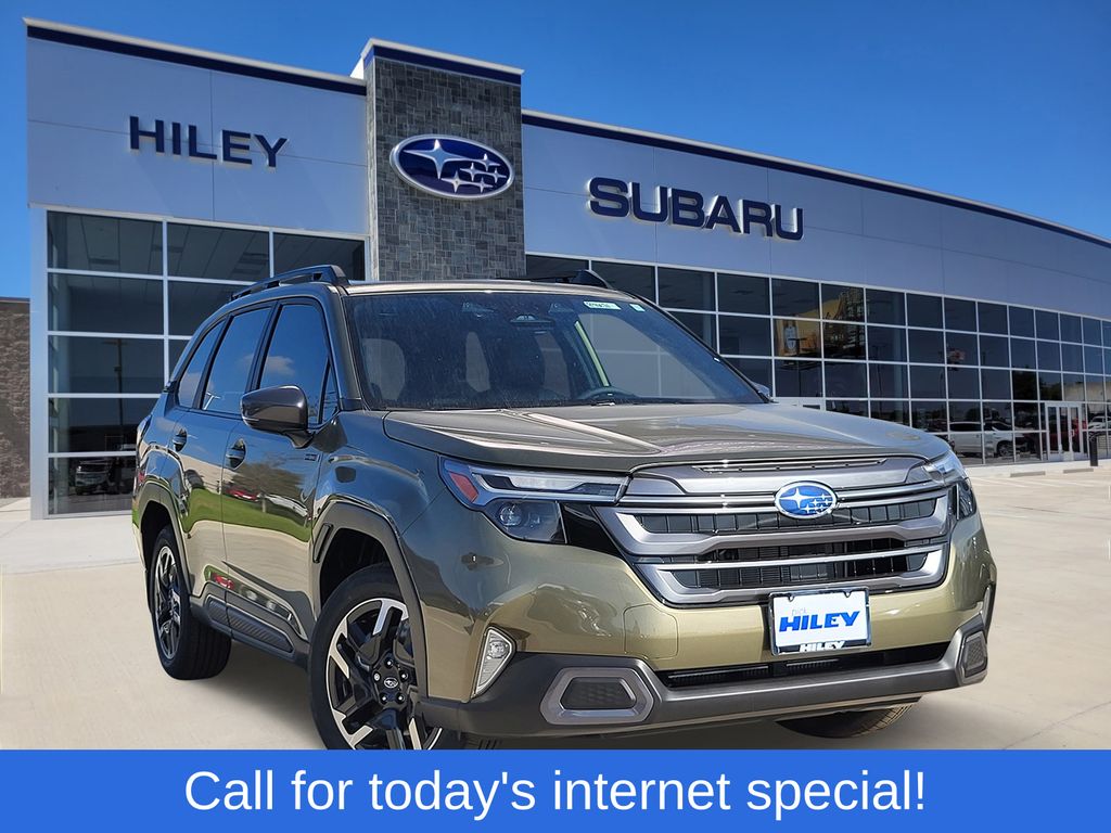2025 Subaru Forester Limited's photo