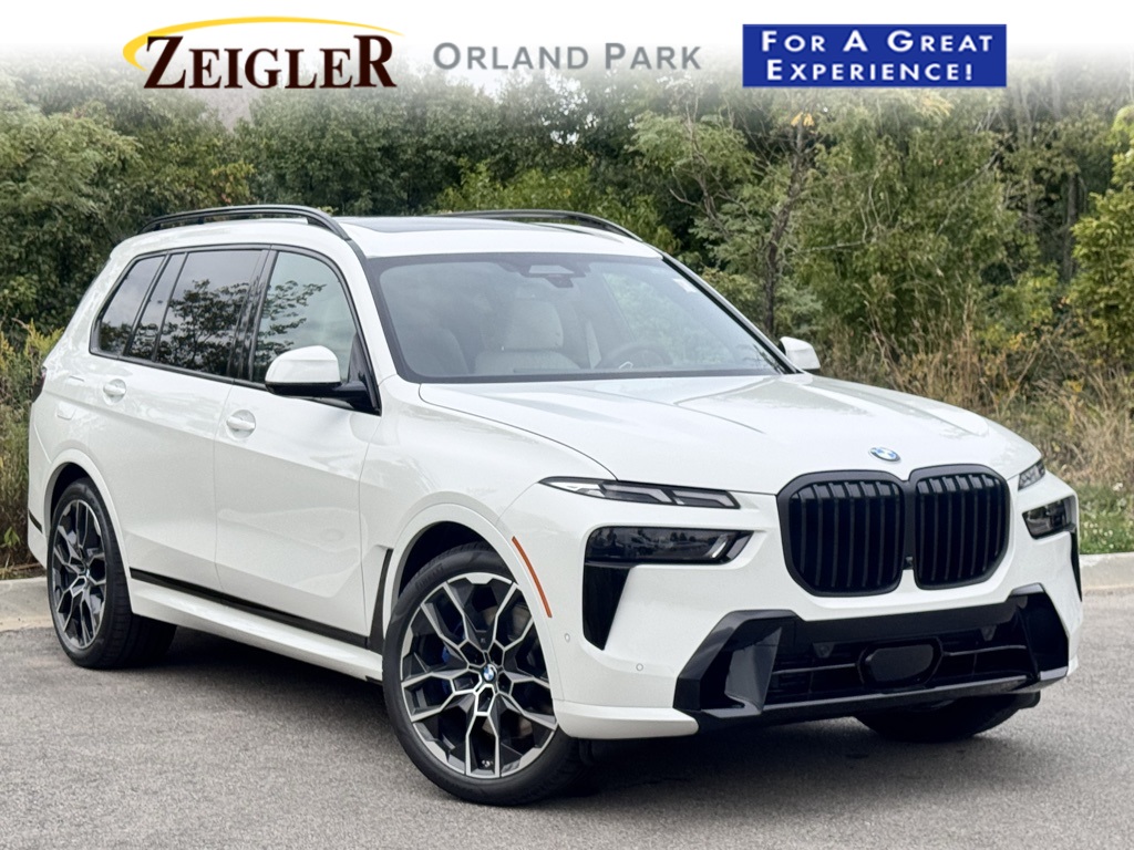 2026 BMW X7 40i's photo