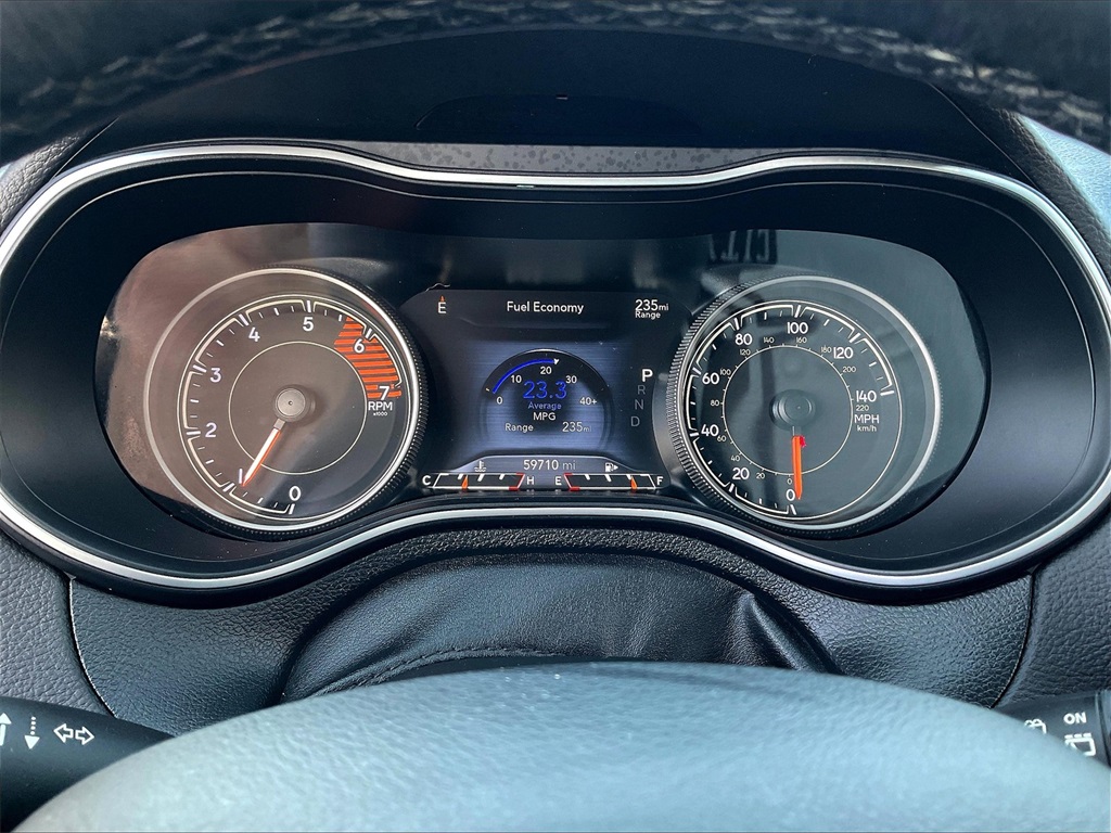 2019 Jeep Cherokee Limited photo 24