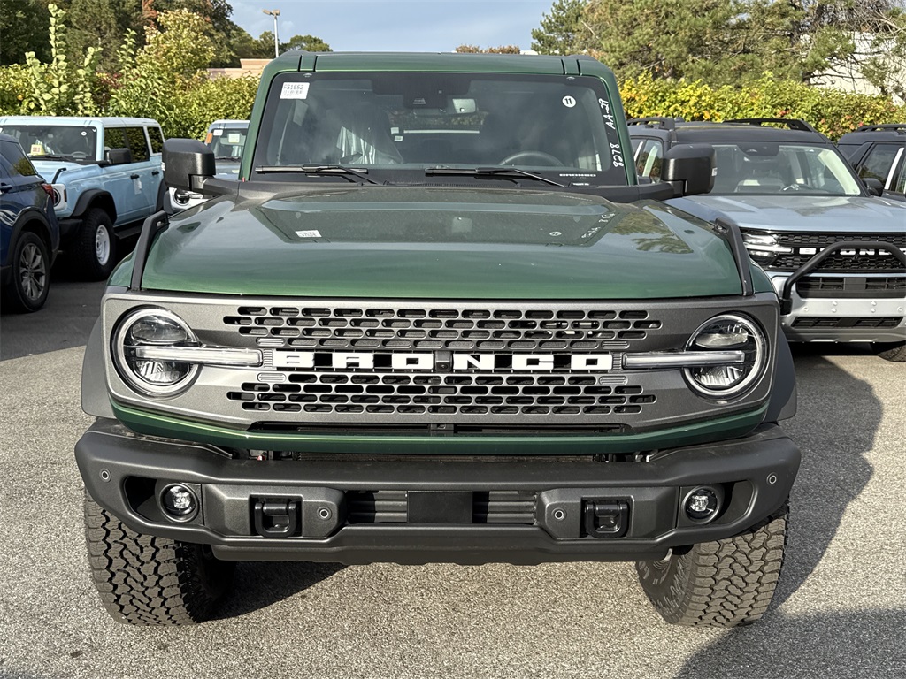 2025 Ford Bronco Badlands photo 2