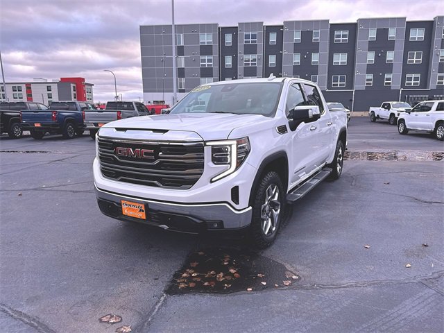 2022 GMC Sierra 1500 SLT's photo
