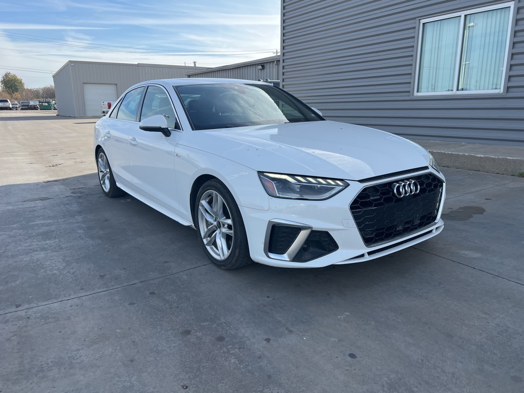 2023 Audi A4 45 S line Premium Plus Quattro photo 3