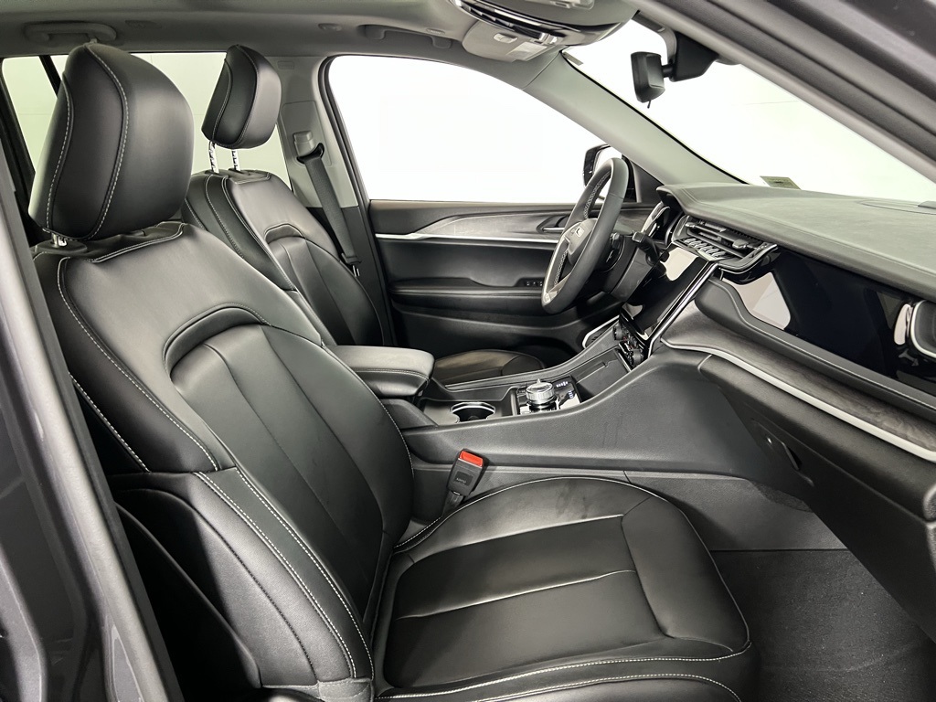 2023 Jeep Cherokee 4xe photo 28