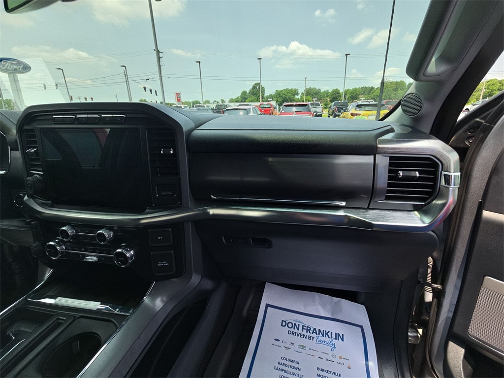 2022 Ford F-150 Lariat photo 12