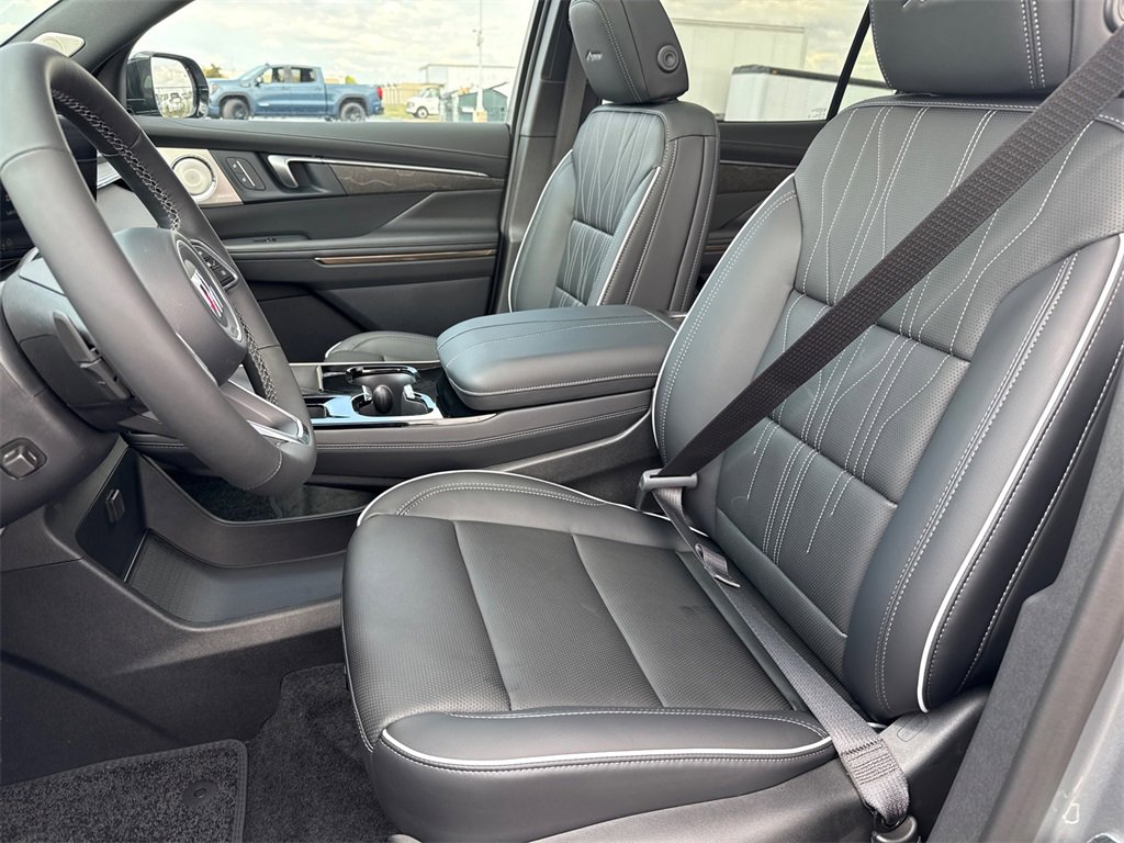 2026 Buick Enclave Avenir photo 14