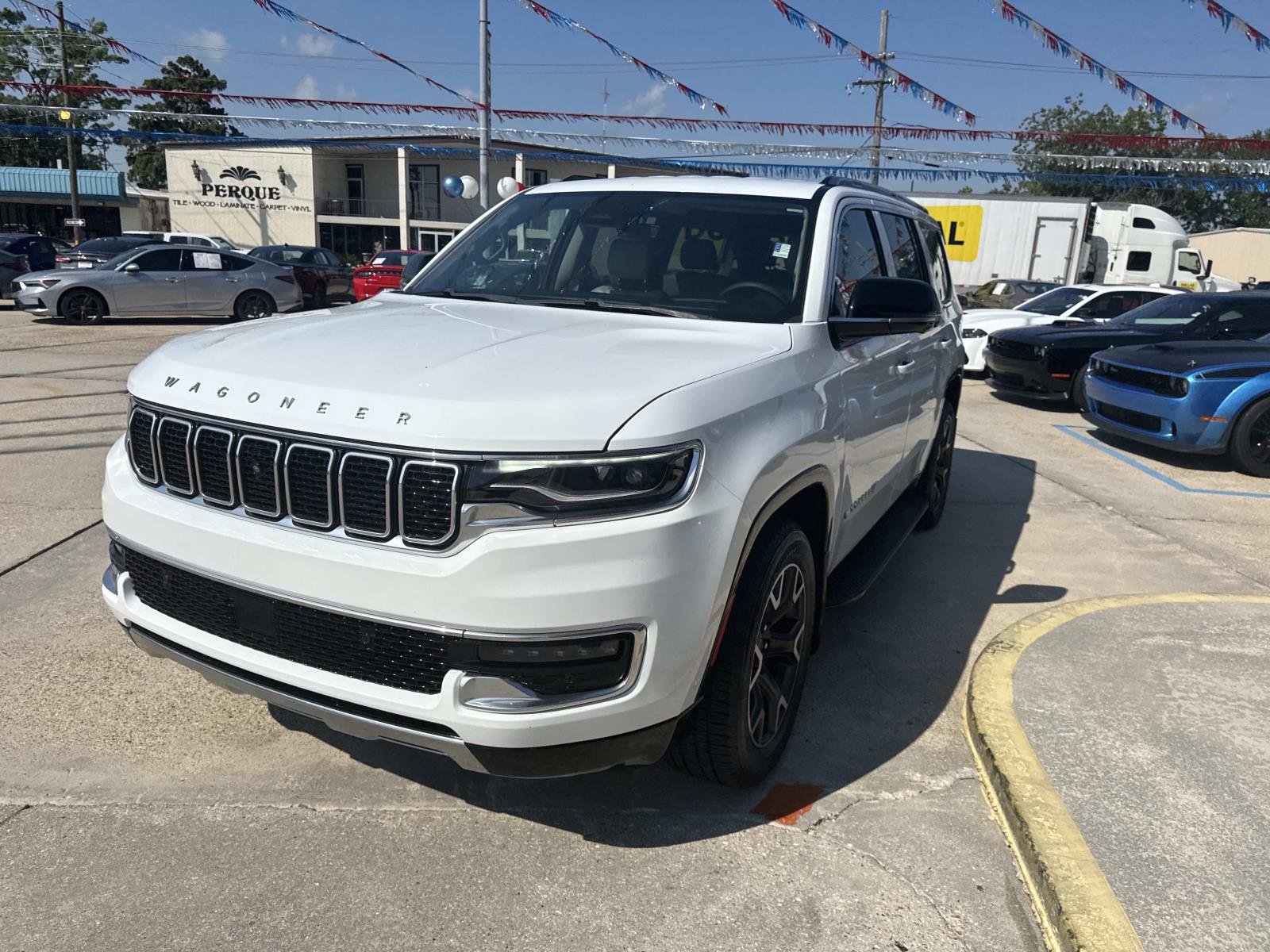 2023 Jeep Wagoneer Series III photo 3