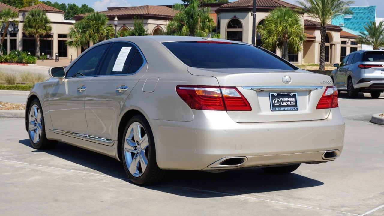 2011 Lexus LS 460 photo 8