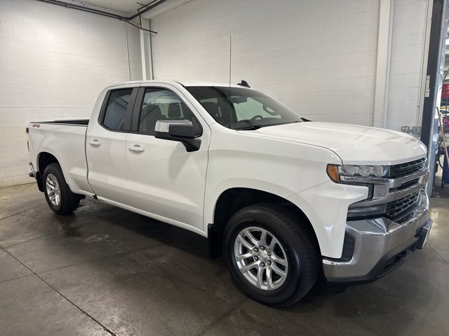 2019 Chevrolet Silverado 1500 LT photo 3