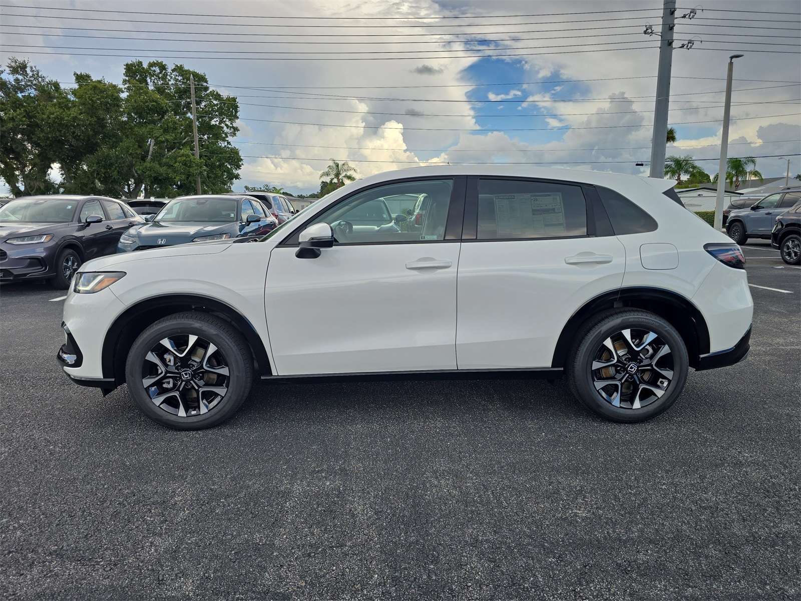 2026 Honda HR-V EX-L photo 4