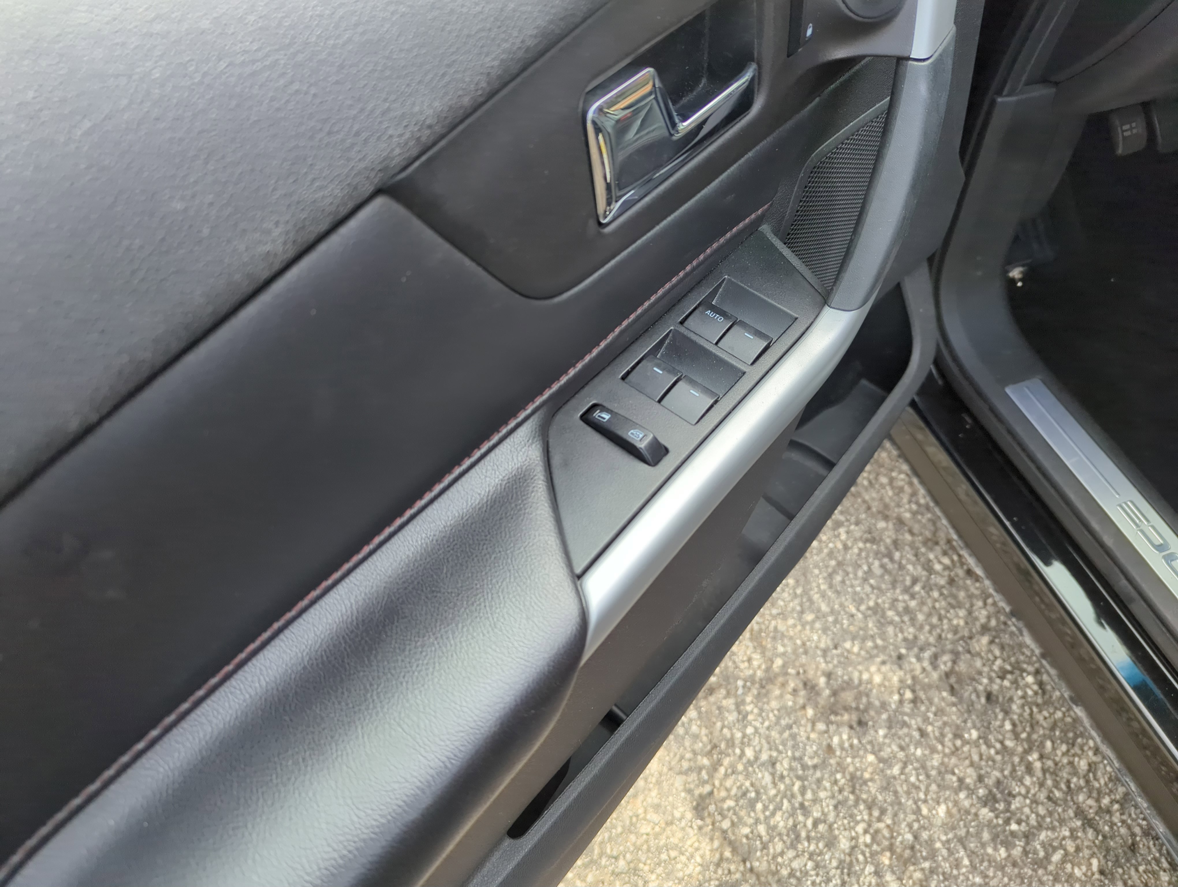 2013 Ford Edge Limited photo 9