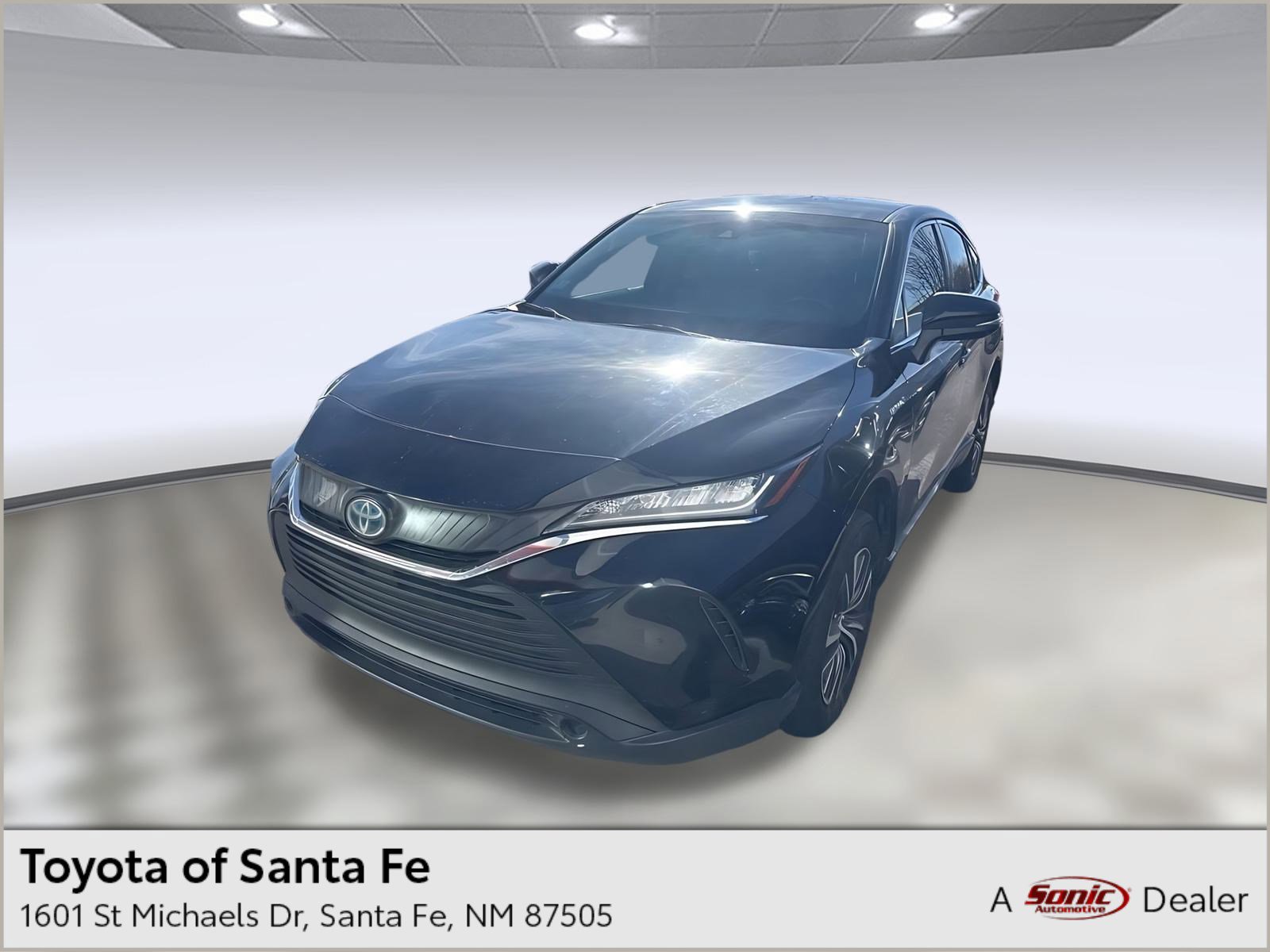 2021 Toyota Venza LE's photo