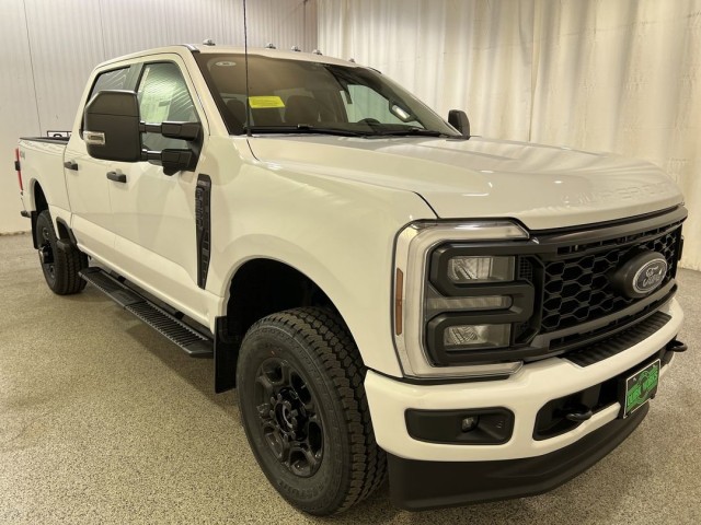 2025 Ford Super Duty F-350 SRW XL