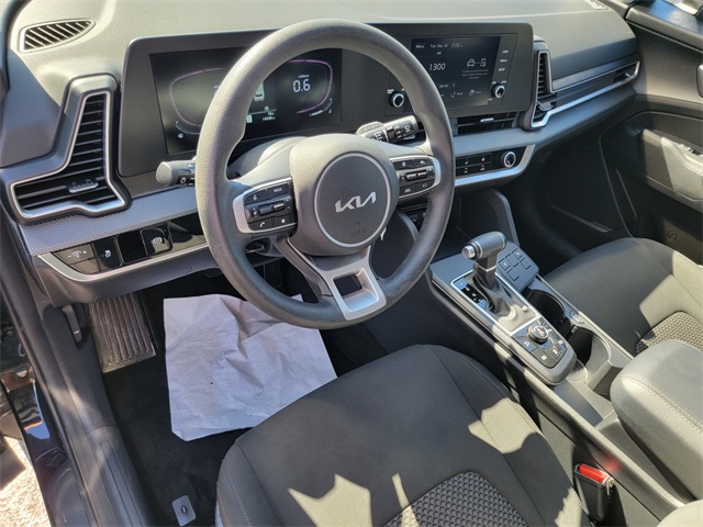 2023 Kia Sportage LX photo 11