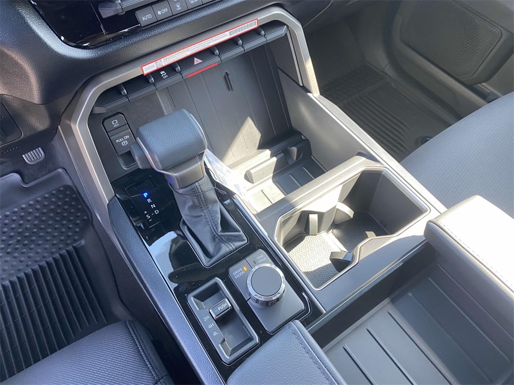 2026 Toyota Tundra SR5 CrewMax photo 14