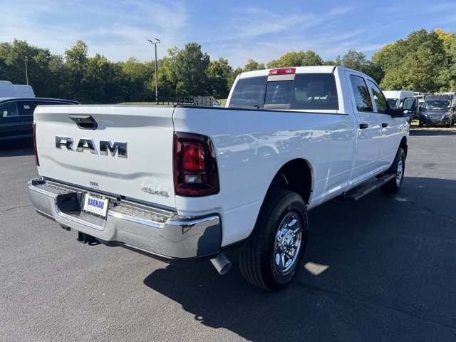 2025 Ram 2500 Tradesman photo 3