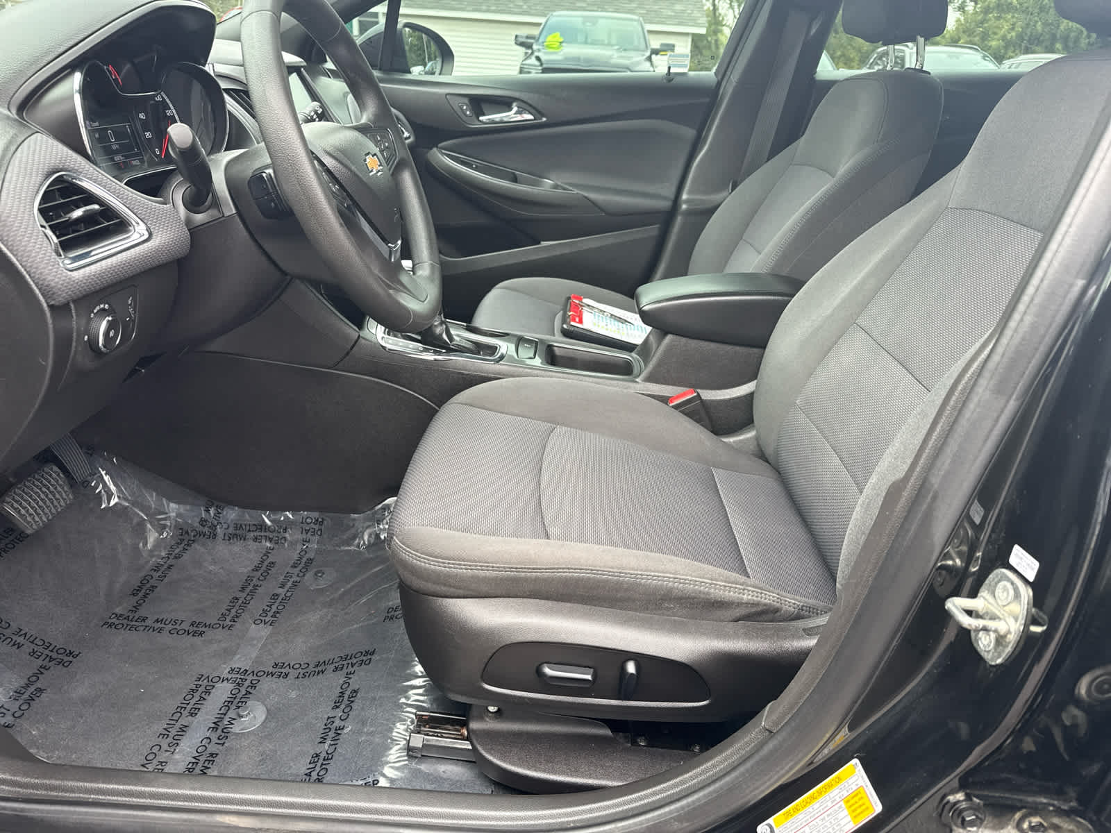 2018 Chevrolet Cruze LT photo 11