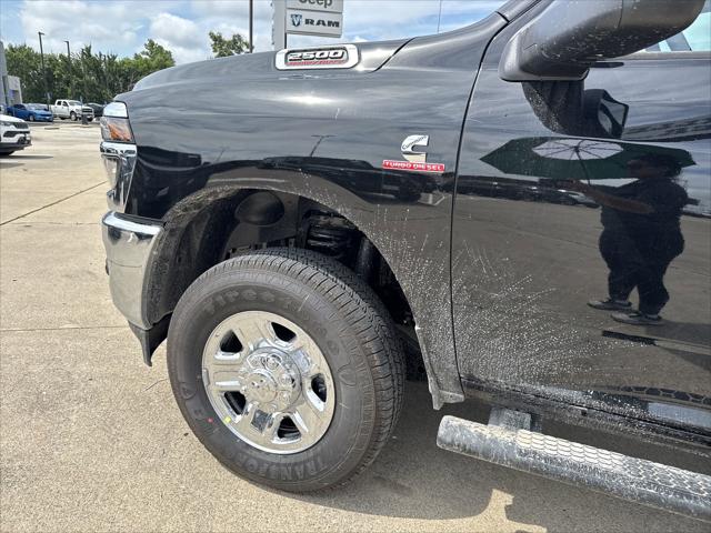 2025 Ram 2500 Tradesman photo 18