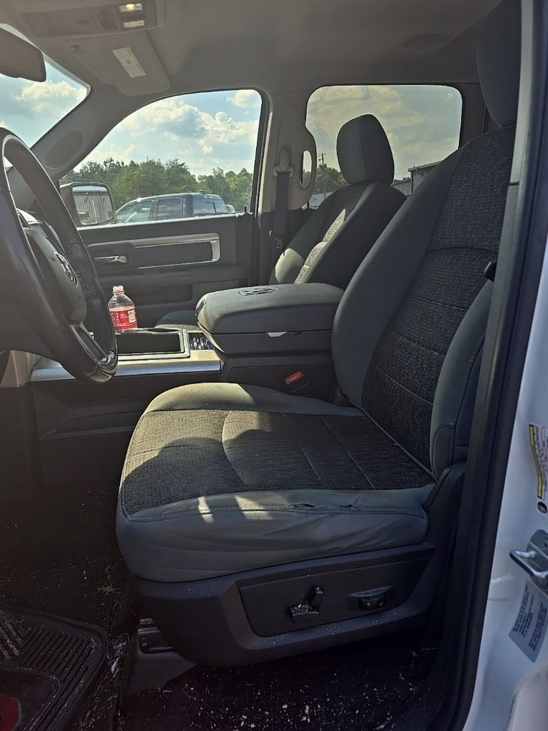 2015 Ram 1500 Big Horn photo 9