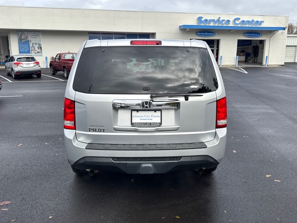 2013 Honda Pilot LX photo 3