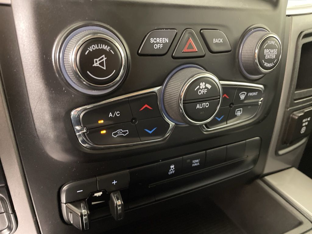 2023 Ram 1500 Classic SLT photo 27