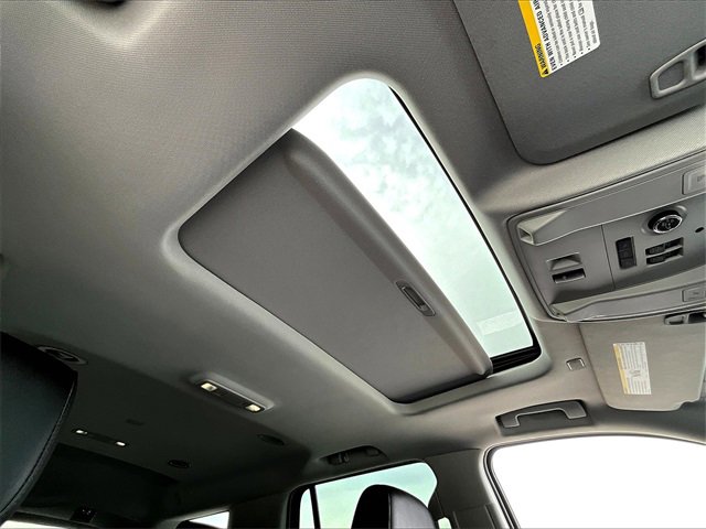 2019 Cadillac Escalade Luxury photo 21