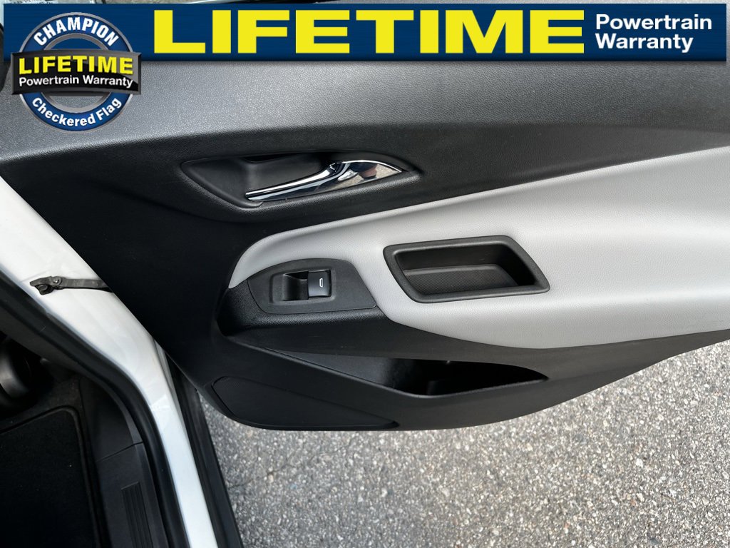 2021 Chevrolet Equinox LT photo 19
